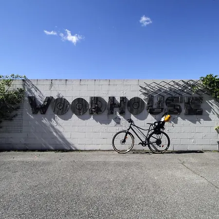 La Cordata - Woodhouse Bike 2*