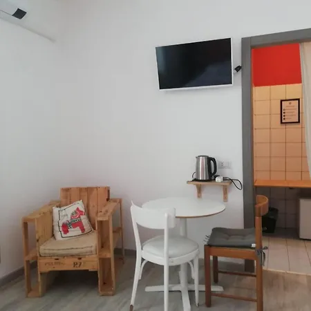 伍德豪斯酒店 酒店 2*